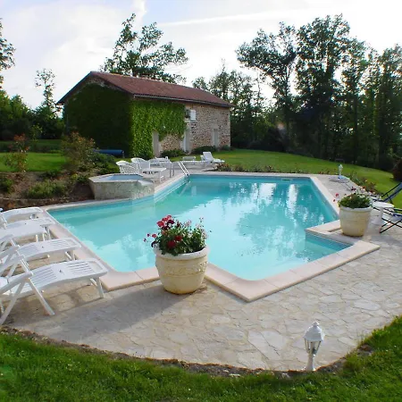 Apartment 4 Personnes Situe Aux Portes Du Perigord *