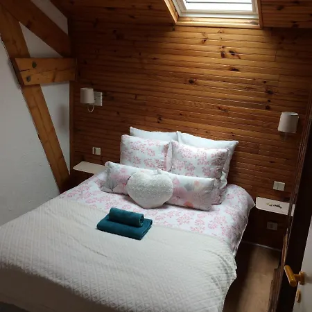 4 Personnes Situe Aux Portes Du Perigord * Saint-Adjutory