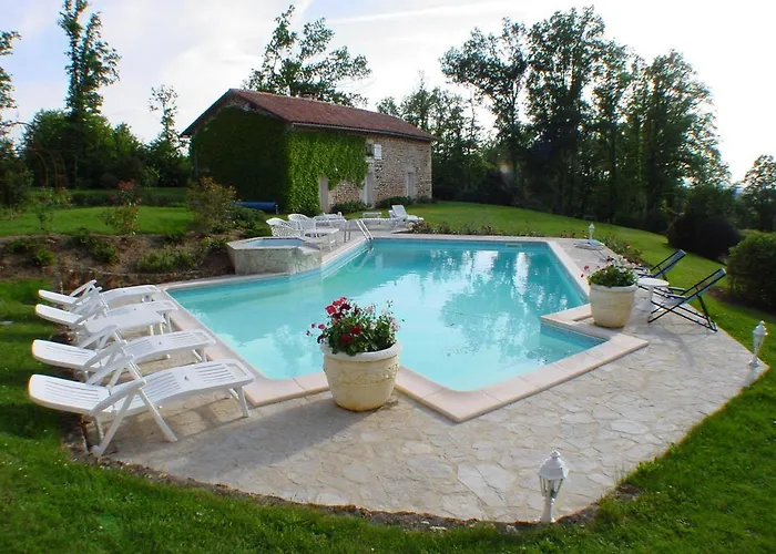 Apartment 4 Personnes Situe Aux Portes Du Perigord *